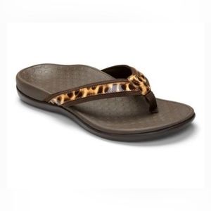 Vionic Tide II Leopard Flip Flop SIZE 8